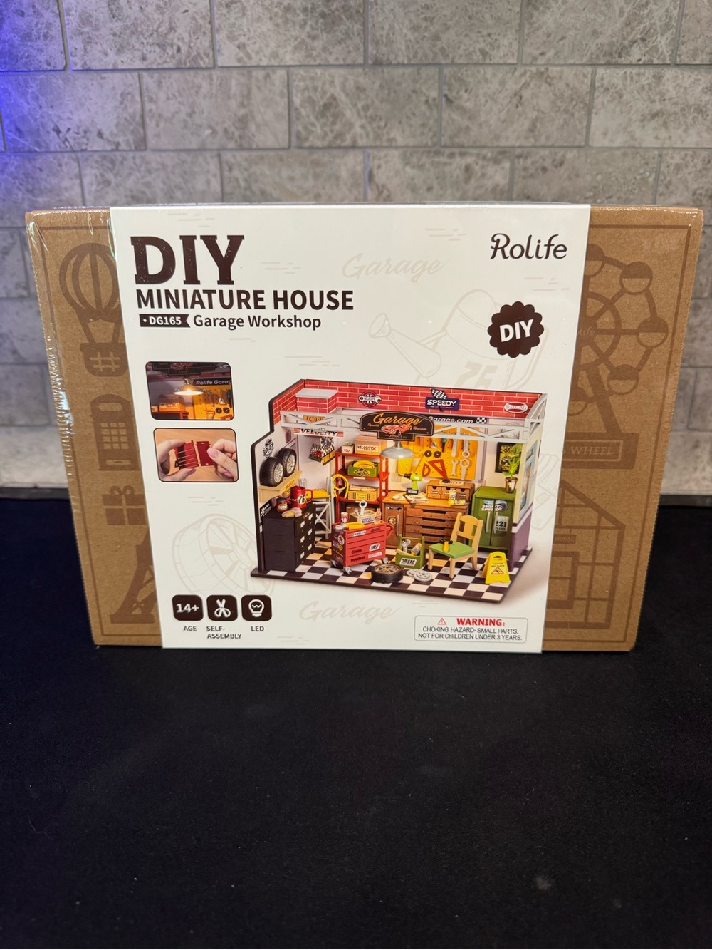 Rolife DIY Miniature House - Garage Workshop